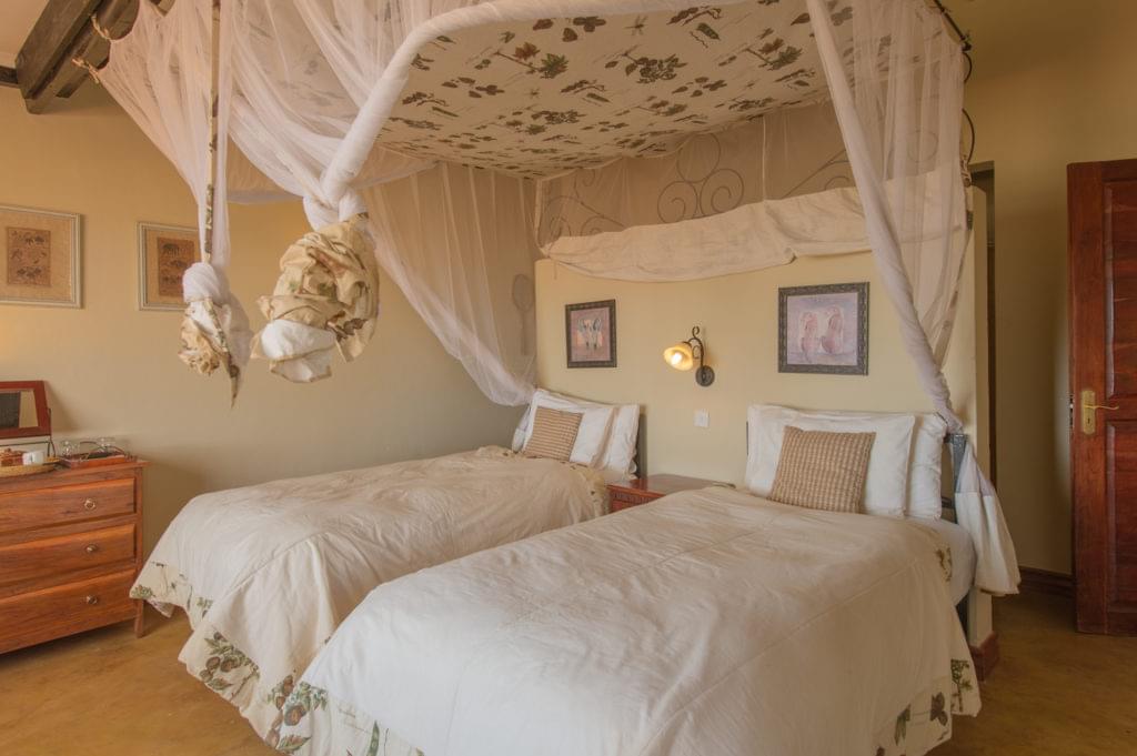 STANLEY SAFARI LODGE
