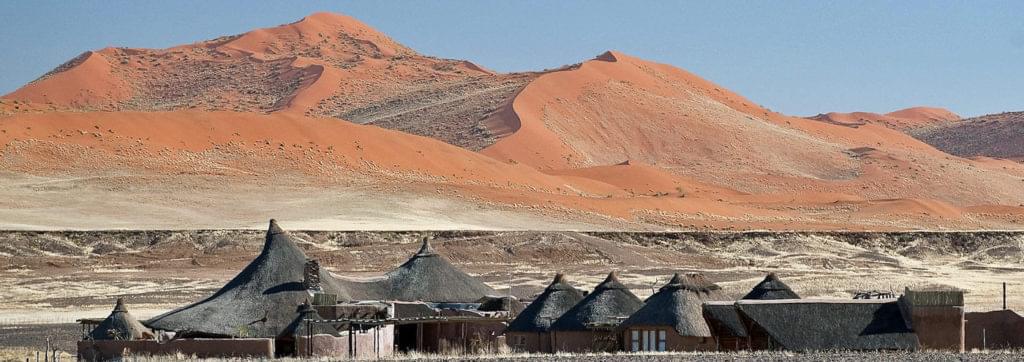 Le Kulala Desert Lodge en bordure du parc du Namib Naukluft dans le secteur de Sesriem en Namibie