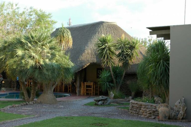 OHAKANE GUESTHOUSE