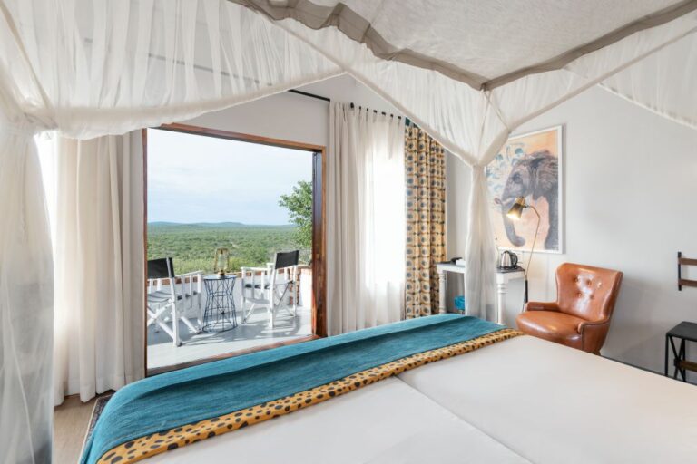 ETOSHA SAFARI CAMP & LODGE