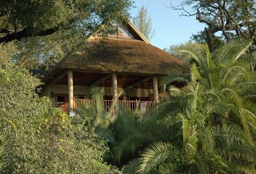 DIVAVA  OKAVANGO LODGE & SPA