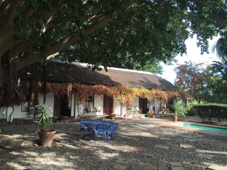 Saint du Barrys Guest House